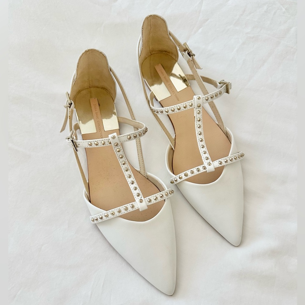Zara | White flats with gold details